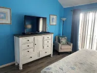 Romantic or family convenient with balcony over conroe lake ideal for fishing