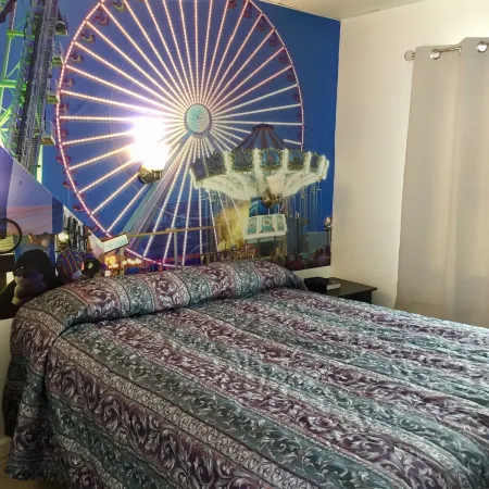 White Caps Motel
