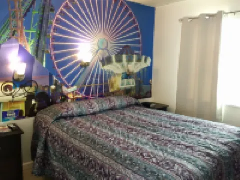 White Caps Motel - Beach