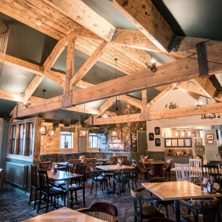 Cat & Lion Country Pub and Hotel
