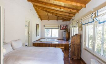 Raise Polydrosos Mountain Stay