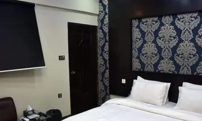 Dream Inn Guest House Hotels in Gulshan-e-Iqbal
