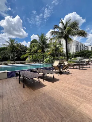 베라노 스테이 플랫 트라브 이 릴랙스 Metropolitan 주변 호텔