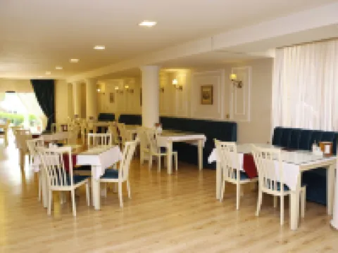 Deluxe Hotel Ganja Hoteles en Ganja