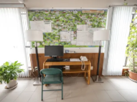 河橡木旅館 班德拉縣酒店