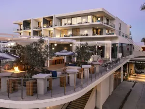 Thompson Palm Springs by Hyatt
