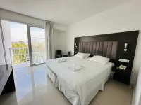 Napa Jay Hotel