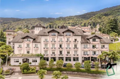 Hotiday Room Collection - Stresa Hoteles en Stresa