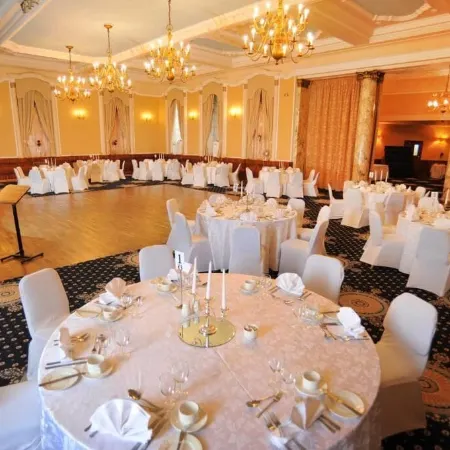 Golden Lion Hotel