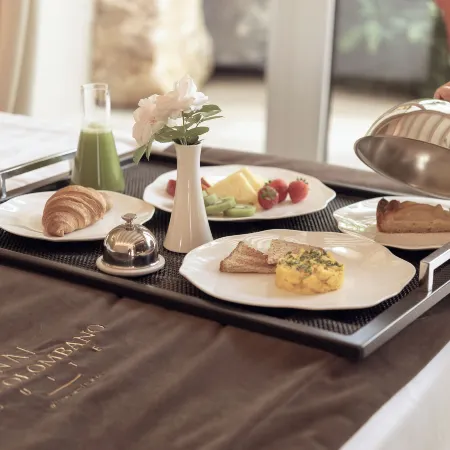 San Colombano Suites
