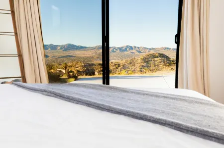 Rocky Roost Cabin in Yucca Valley