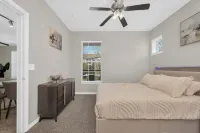 Charming 1BD in Magnolia - pool, gym & steps from shops! Hotels near H-E-B