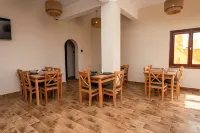 Azad Siwa Hotel - breakfast