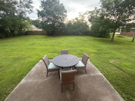 Renovated ranch home, 1850 sf-15 mins to Whacker -25 mins to Chattanooga Airport