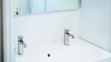 Bella Luna III: Elegant and bright Apartment-Balcony-Free parking-Massage Отели в г. Труа