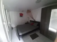 Charming F2 20 meters from the seafront for 3 people or 2 adults and 2 children. Hotels near Office Municipal de Tourisme de Bouillante