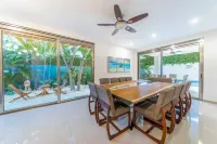 The Castle II - Modern Villa with Private Pool at a Safe Gated Community