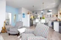New rental! Peaceful and cozy condo, just 2 minutes from the beach.