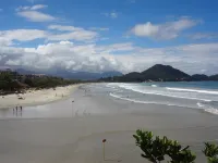 108 - AMAZING LOCATION - NOBLE AREA OF PRAIA GRANDE (JUST 100 METERS) Hotels in Praia Grande