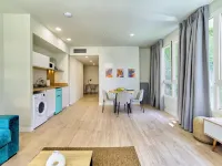 Apartamentos Olivia by gaiarooms Hotels near Fever