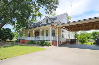 Dukes Street Retreat 5min from I-95!