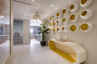 Luxurious Oceanfront 3 Bdrm Penthouse -"ONE of A KIND", Top Amenities, Privacy