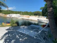 Waterfront Cottage Dockside Patio Jeep SUV Kayak SUP Bike Boat Beaches Jet Ski