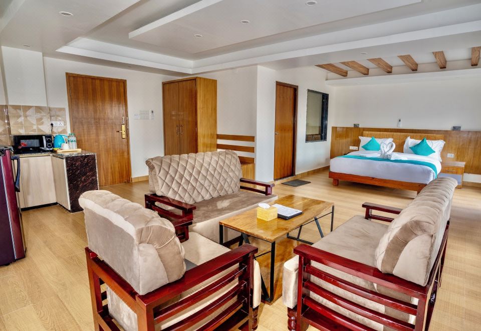 포카라 알파인 앤 스프링스