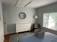 Secluded Cottage, West Tisbury, Lambert's Cove Beach Access Hotels in West Tisbury