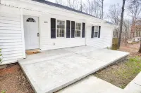 The Cheda Hideaway - The Best Summer Fun on Hartwell!