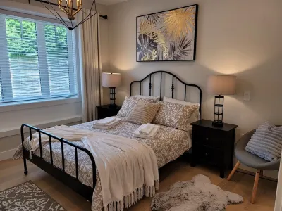 Luxury, New, Elegant 3BR House in Vancouver Kitsilano Seaside Community Hotels near Pita Wrap Cafe