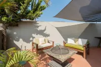 Cute, cozy, and relaxing home near the beach in Ensenada! No club noise!