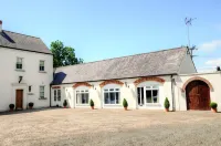With options for hot tub, barbecue/pizza barn and fire brazier.