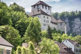 Schickes Apartment in Denkmalgeschütztem Haus in Seenähe
