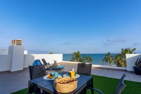 Apartamento Buenavista Sol R&R Отели рядом с достопримечательностью «Aquarium Costa De Almeria»