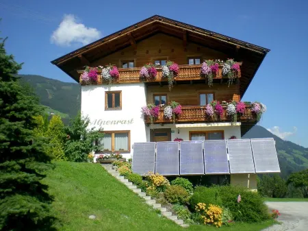 Cozy apartment on the Fügenberg Отели в г. Fugenberg