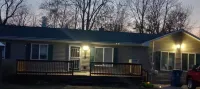 Gleason's Getaway Hotels near Van Buren State Park