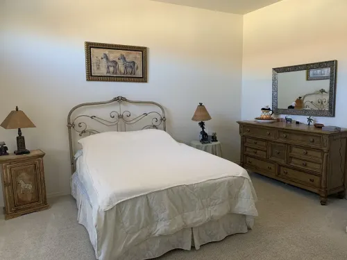 Near lots of restaurants ,shopping and on superstition springs golf couse