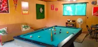 Family Vacation Rental Lake Almanor Country Club. Gameroom, Sleeps 10. Spacious