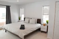 Beautiful Hunter Mountain Four Season House-Bar Room, Gym, Views