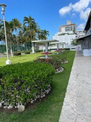 Beach Front-1 Bedroom-Free Parking Marbella West - Balkoner