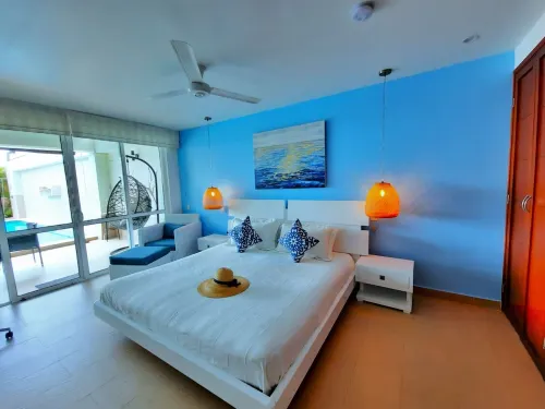 Magnificient Beach Villa Sol y Mar with Pool on the beach near Cartagena