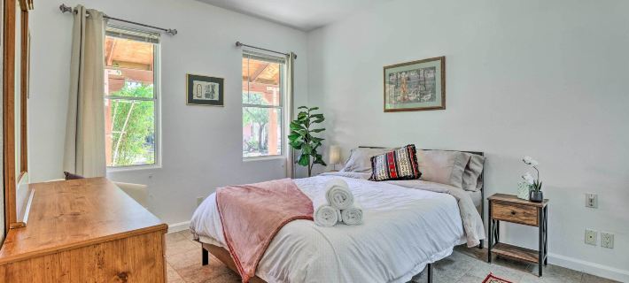 Cozy & Relaxing Eloy Apartment w/ Pool Access Hotels in Pinal County