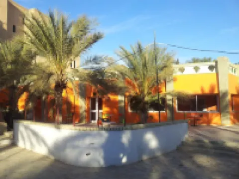 فندق العريش فنادق في توزر