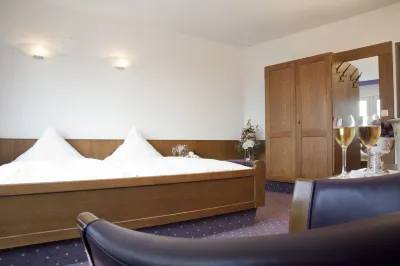Hotel Felsenkeller Hotels near Bingen