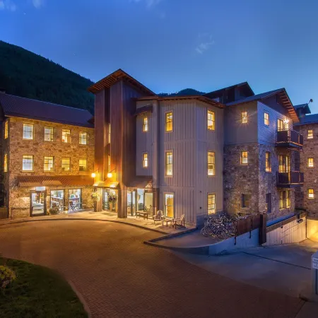 River Club 105 by Alpine Lodging Telluride
