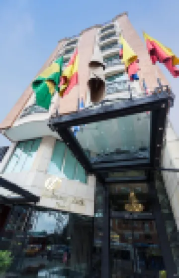 Hotel Embassy Park Hoteles cerca de Parque Central Simón Bolívar