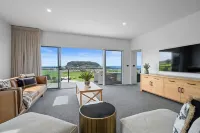 Rose's Villa Hotels in Stanley
