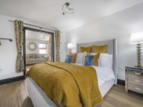 Coach House Hotels in Bridgend
