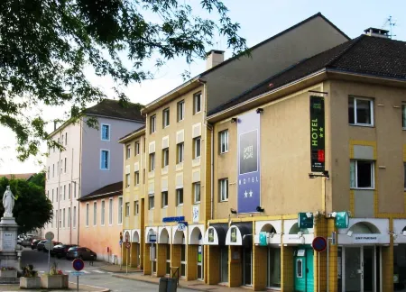 Sweet Home Отели в г. Сен-Мартен-де-Бавель